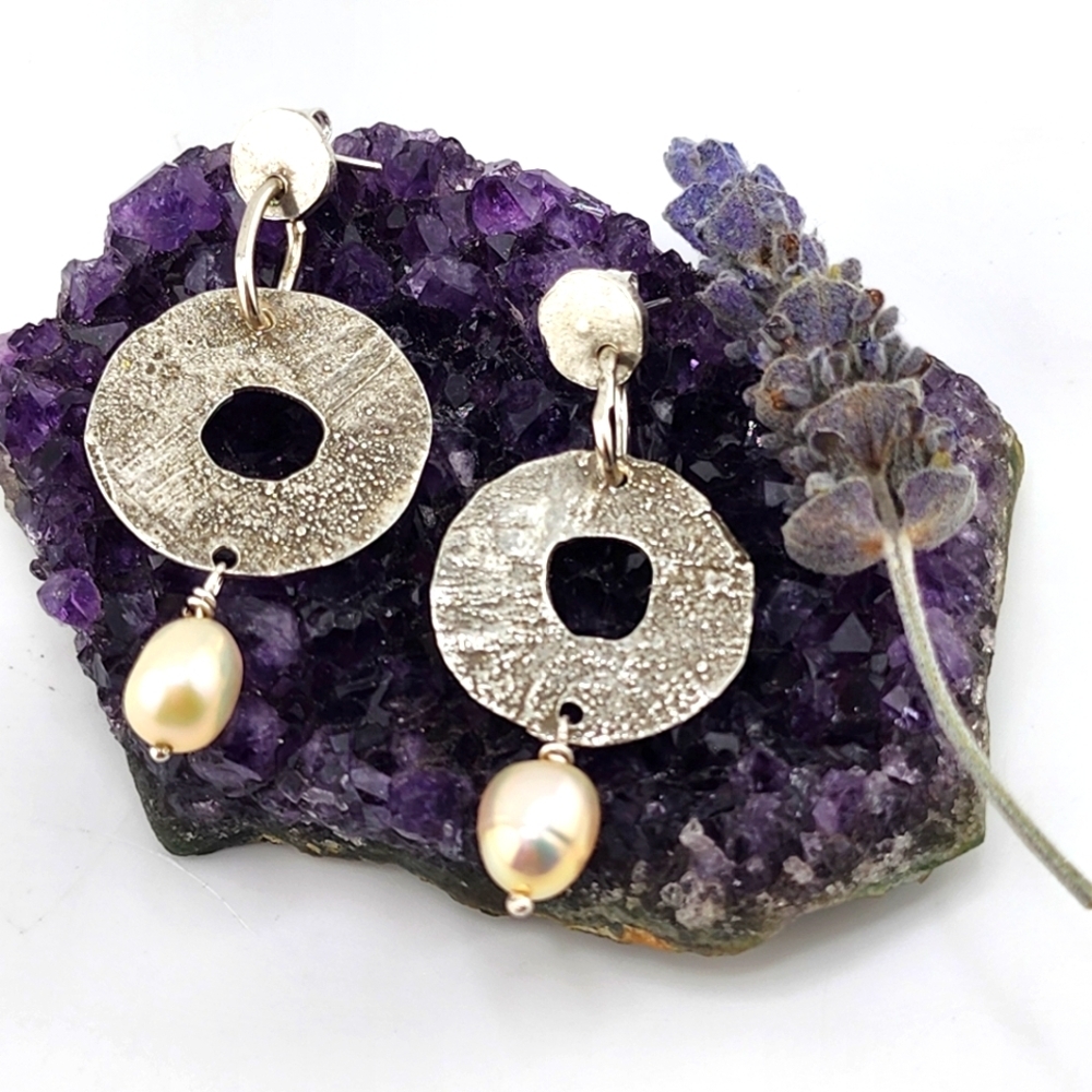 PEARL STERLING SILVER EARRINGS HANDMADE IN RECYCLE METAL POST & BUTTERFLY BACK